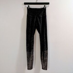 Beyond Yoga Alloy Ombre Black and Metallic Bronze Leggings